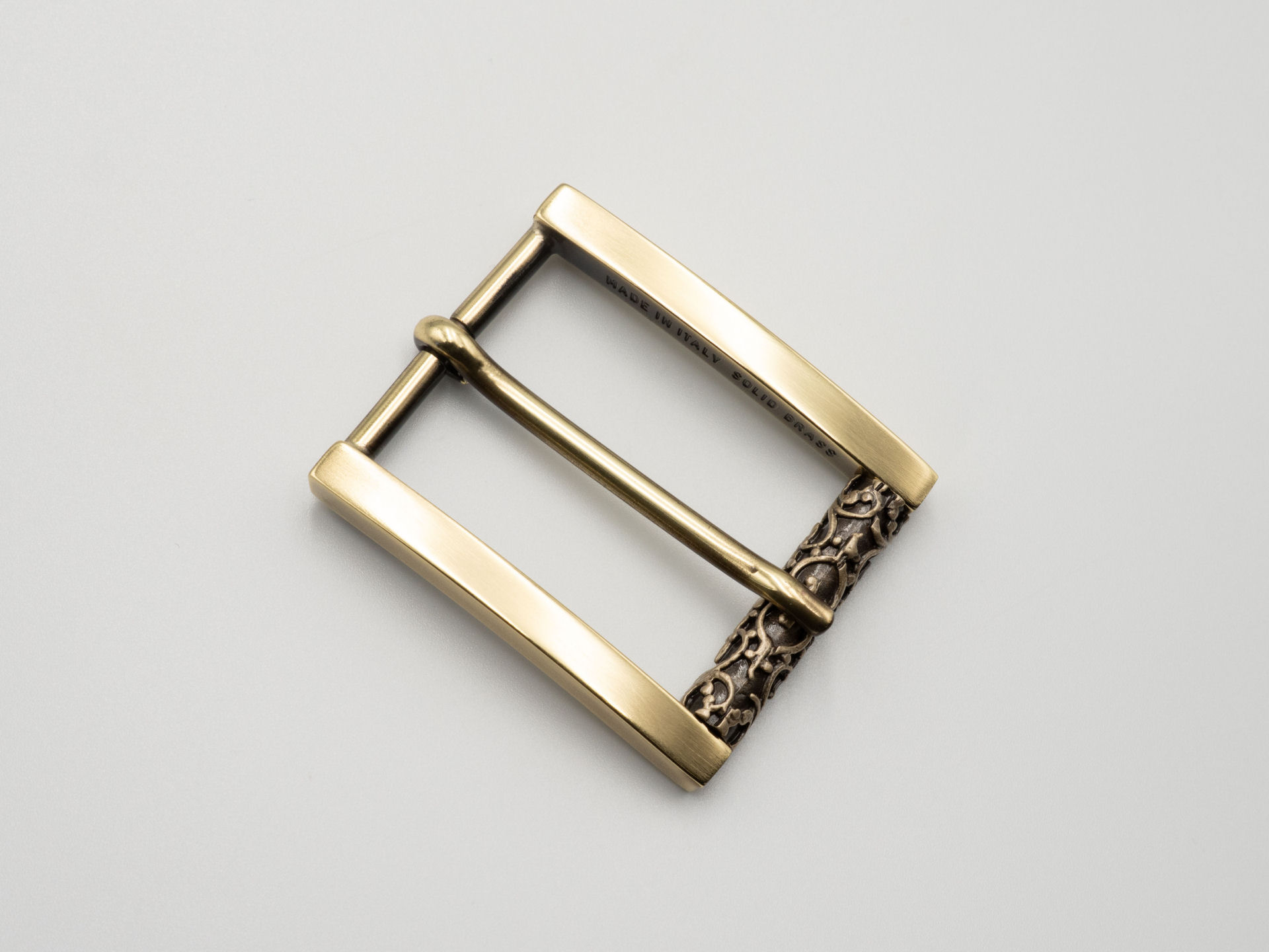 BUCKLE455