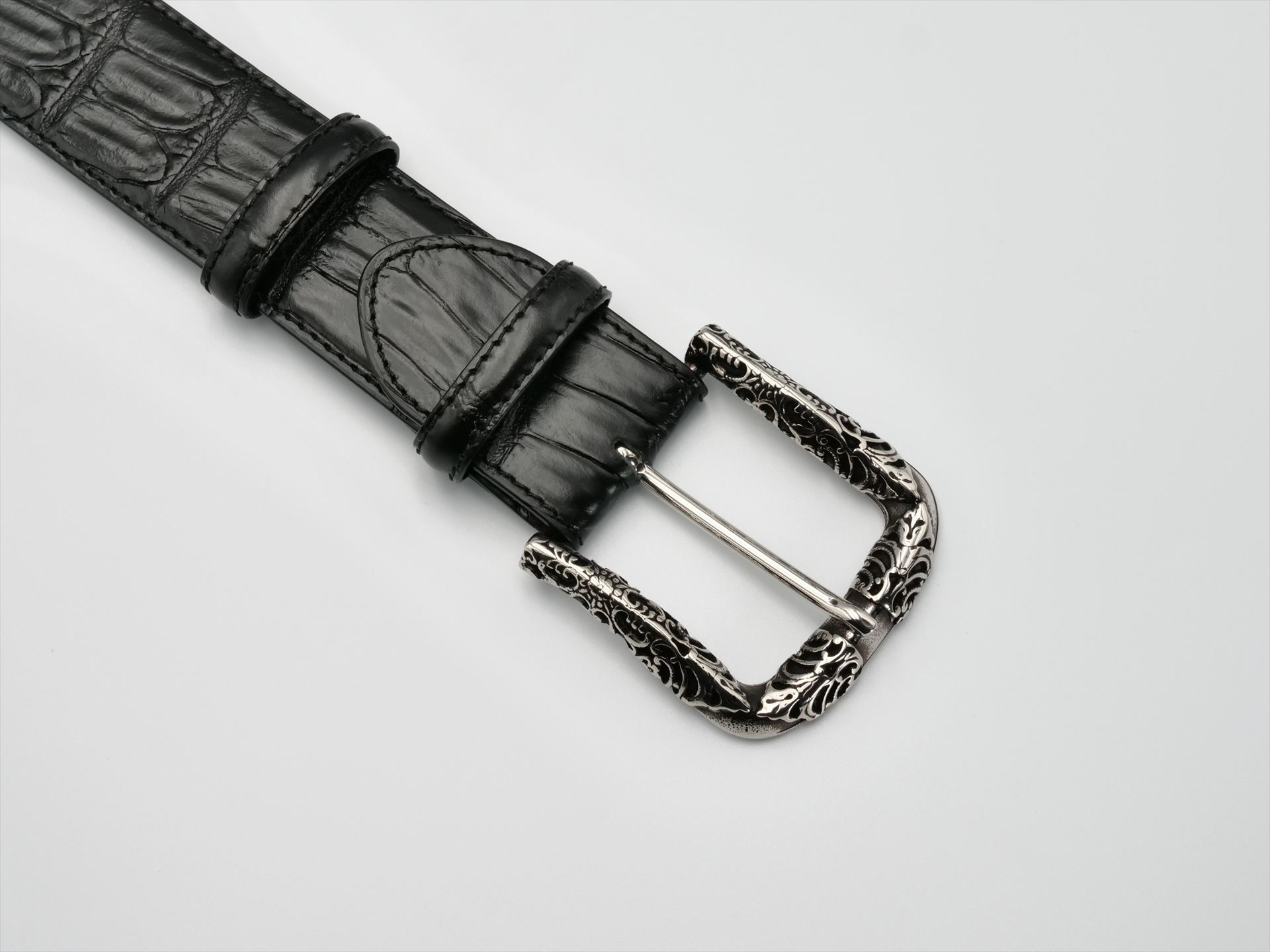 ELLIOT RHODES LONDON / BUCKLE738